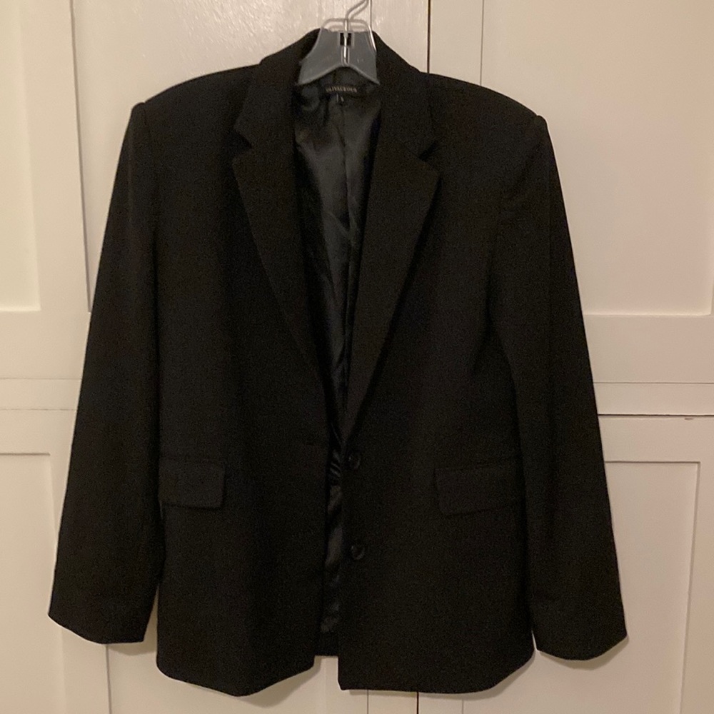 Black over sized small jacket.